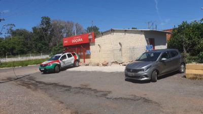 Vdeo | Assaltantes armados invadem casa de capit do exrcito para roubar carro em VG