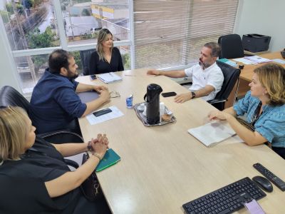 Carmona apresenta primeira aes da equipe de interveno as Comisses de Sade da AL e Cmara
