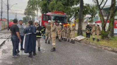 Incndio em abrigo para jovens mata trs crianas e uma mulher e deixa 15 feridos no Recife