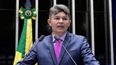 Medeiros e mais 41 deputados apresentam pedido de impeachment de Lula por crime de responsabilidade