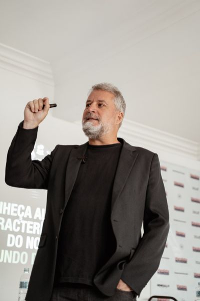 Fred Perillo apresenta mtodo de aperfeioamento do marketing poltico em Cuiab