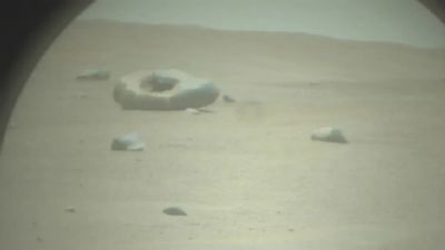 Imagem capturada pela Nasa mostra misteriosa 'rosquinha' na superfcie de Marte