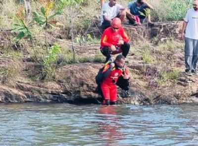 Idoso que tentou atravessar Rio Cuiab  encontrado morto; conhecido continua desaparecido