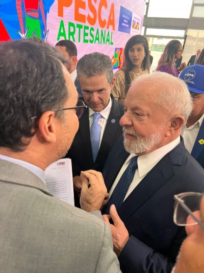 Ldio entrega carta a Lula com denncia sobre a proibio da pesca em MT