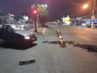 Um fica ferido em acidente entre carro e moto em avenida de VG