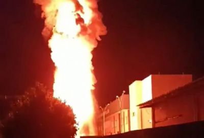 Transformador de energia explode na entrada de escola em MT
