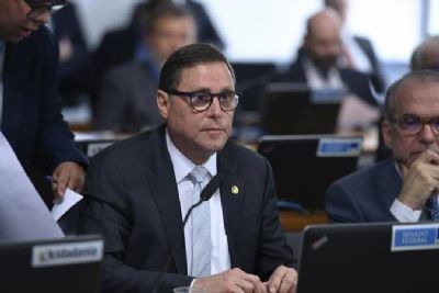 Mauro Carvalho solicita visita de senadores  etnia indgena Haliti-Paresi