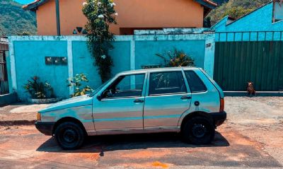 Carro roubado em Cuiab  encontrado abandonado na regio do Araguaia