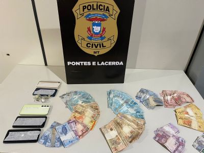 Traficante e sogra so presos com quase R$ 9 mil e vrias pores de drogas