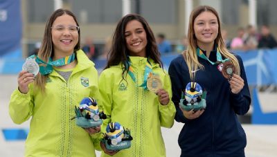 Rayssa Leal ganha primeiro ouro do Brasil nos Jogos Pan-americanos de Santiago