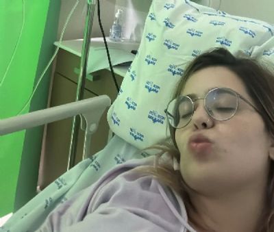 Após pegar uma infecção, Viih Tube publica vídeos no hospital