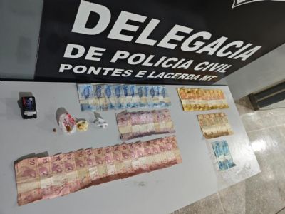 Polcia fecha 'Boca da Neguinha' e prende dois por trfico de drogas