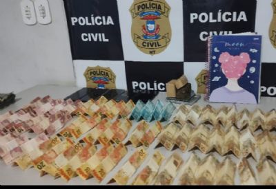 Polcia prende suspeito e fecha ponto de armazenamento de drogas de faco criminosa