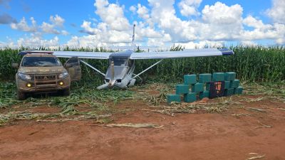 Ao integrada apreende 450 kg de cocana em regio que ocorreu queda de avio
