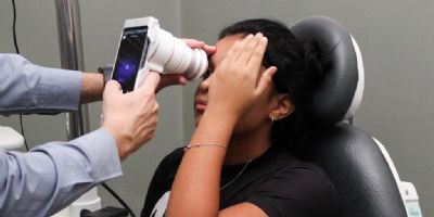 SES realiza exames oftalmolgicos com aparelho porttil que facilita diagnstico de doenas oculares