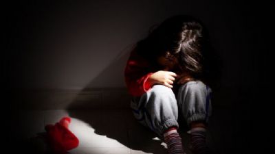 Homem  condenado por estuprar a filha de 5 anos durante as frias escolares