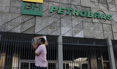 Petrobras muda poltica de dividendos e reduz ganho de acionistas