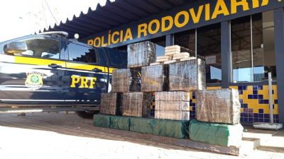 Motorista de caminho frigorfico  preso transportando 475 kg de cocana