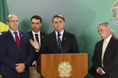 Bolsonaro diz que vai vetar lista trplice para agncias reguladoras