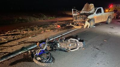 Mototaxista morre aps bater de frente em Amarok na BR-163
