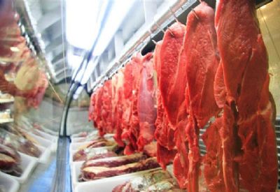 Bolsonaro diz que governo no atuar para baixar o preo da carne
