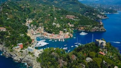 Turistas enroles podem receber multa de R$ 1,5 mil em ponto turstico da Itlia
