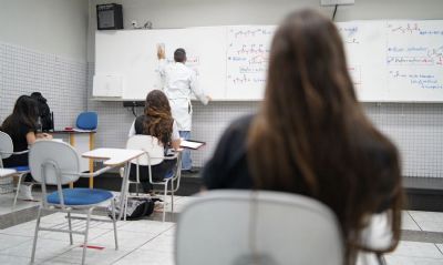 Escolas particulares perdem um tero das matrculas na pandemia
