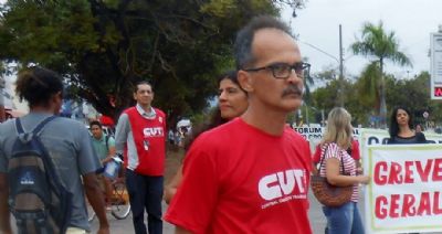 Pr-candidato ao governo descarta WO, aposta em transferncia de voto de Lula e apoio de servidores