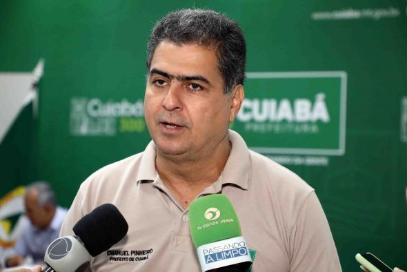 Falta de flexibilidade de Emanuel pode colocar em risco novos asfaltos em Cuiab