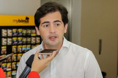 Garcia minimiza pesquisa que aponta empate tcnico entre Ablio e Botelho: 'no  nenhuma preocupao'