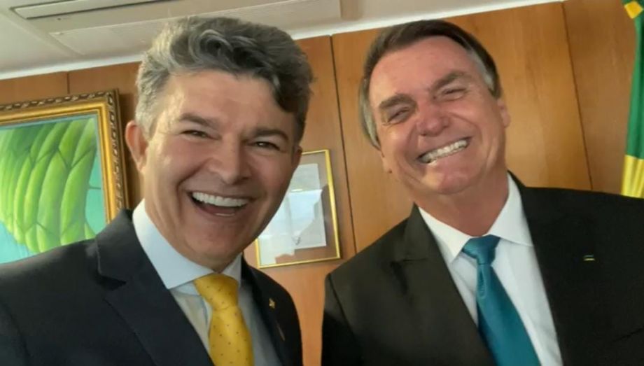 Mauro Mendes apostou errado e precisa de Bolsonaro para sobreviver na  política, avalia Medeiros :: Leiagora | Playagora | Entretê