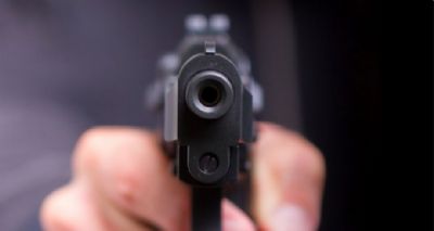 Vdeo | Homem  assassinado a tiros em distribuidora de bebidas