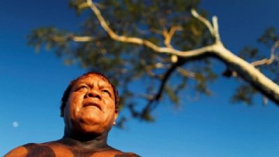 Liderana do Alto Xingu, cacique Aritana Yawalapiti morre de covid-19