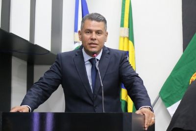 Luiz Fernando afirma que vereador falta com respeito ao retirar assinatura da CPI do Calote