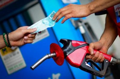 Petrobras anuncia aumento do preo da gasolina e do diesel