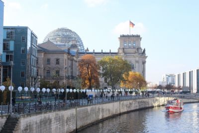 Berlim inicia congelamento de aluguel em 1,5 milho de casas e apartamentos