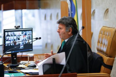 Juiz demitido por trabalhar embriagado insiste em julgamento pelo pleno do STF
