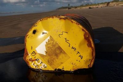 ​Marinha encontra mais um barril com logo da Shell perto de Natal