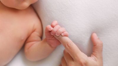 Beb de 2 meses engasga com leite materno e morre em Sorriso