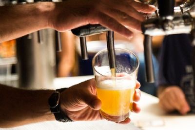 Cliente  preso por consumir R$ 470 em bebidas em bar e no pagar