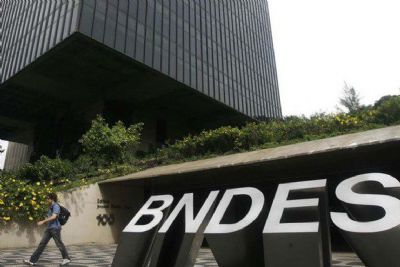 BNDES vai  Justia contra empresa de chip