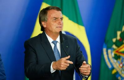 Bolsonaro diz que vai visitar postos a partir de hoje para fiscalizar preos