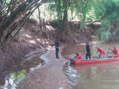 Buscas por menino desaparecido em Rondonpolis so realizadas no Rio Arareau