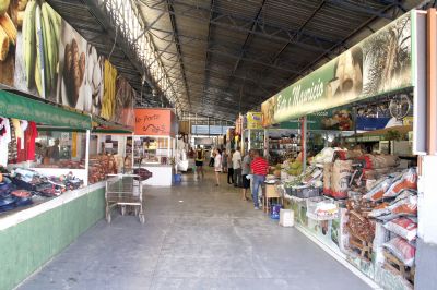 Toque de Recolher: Confira os horrios de funcionamento das feiras livres e do Mercado do Porto