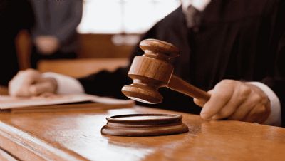 Tribunal fixa dano moral em R$ 6 mil a cliente de banco que passou por situao vexatria em agncia