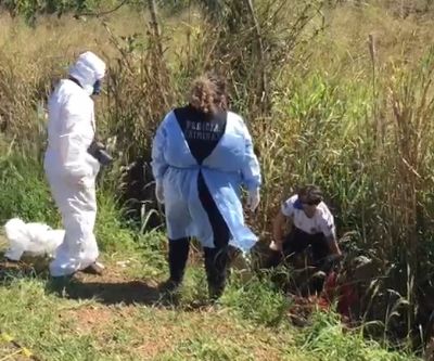 Corpo de homem  encontrado enrolado em lenol s margens de rodovia - VEJA VDEO