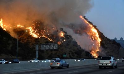Califrnia busca ajuda para combater incndios florestais