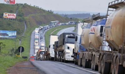 Pesquisa revela melhora na sinalizao de rodovias no Brasil