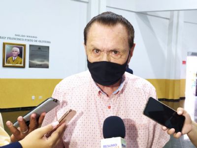 Bezerra nega lanar Emanuel candidato ao governo, mas no descarta disputar o cargo