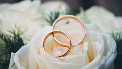Cai 41% o nmero de mulheres que adotam o sobrenome do marido no casamento em MT